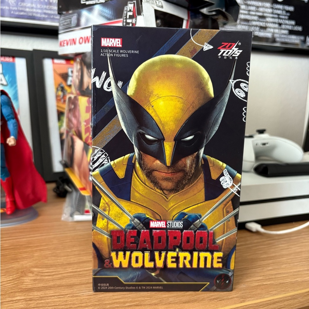 Marvel Deadpool & Wolverine Yellow and Black Figure